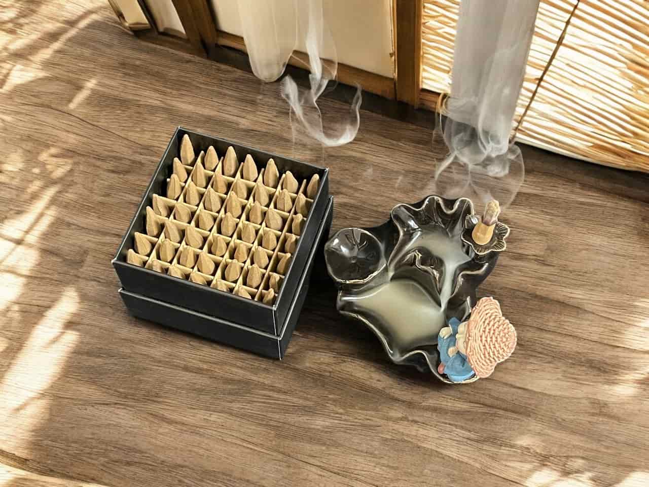 Nụ Trầm Hương Pha Lê Htr3006 Cao Cấp – Trầm Quảng Nam nguyên chất, thơm dịu, thiết kế pha lê