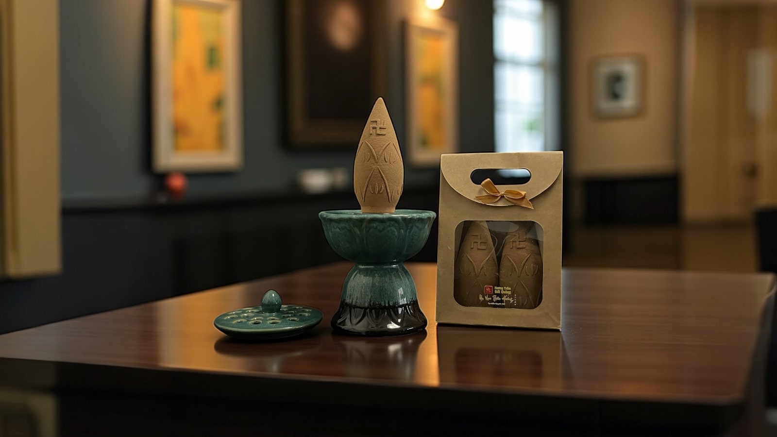 Nụ Trầm Hương Qnr3006 – Siêu to, khắc chữ Vạn, cháy 4 tiếng, thơm ngọt