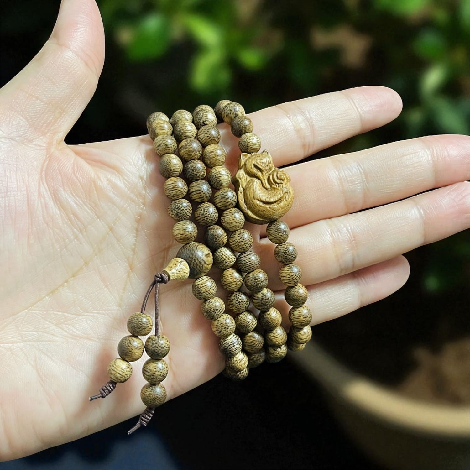 Chuỗi Hạt Trầm Hương 6mm Charm Hồ Ly – Cao Cấp