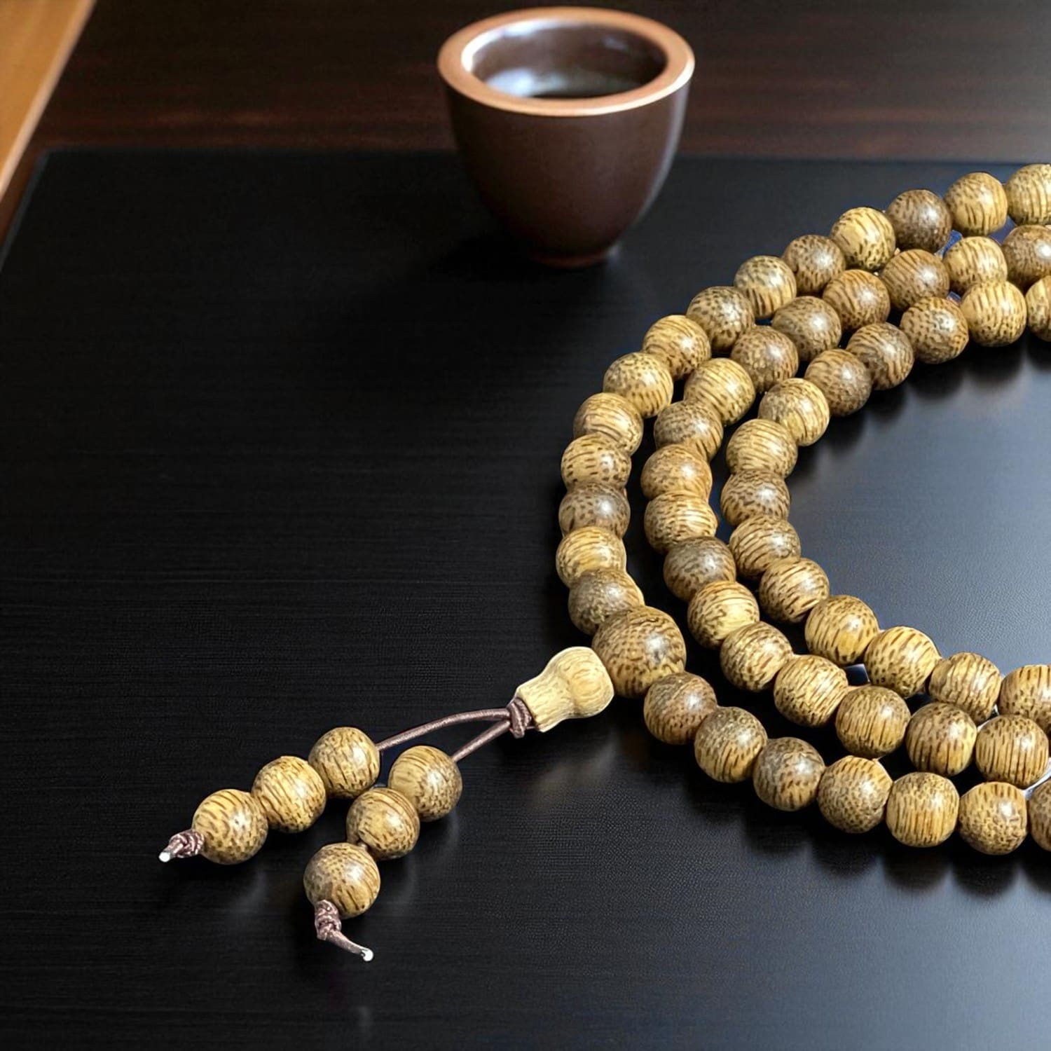 Chuỗi Hạt Tròn 6mm Mix Charm Trầm Hương Hoa Hồng Qnhh321 Cao Cấp