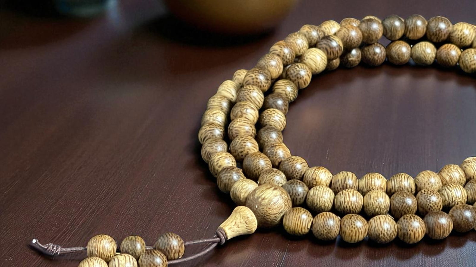 Chuỗi Hạt Tròn 6mm Mix Charm Trầm Hương Thánh Giá Qntg321 Cao Cấp – vòng trầm tự nhiên, charm Thánh Giá thiêng liêng