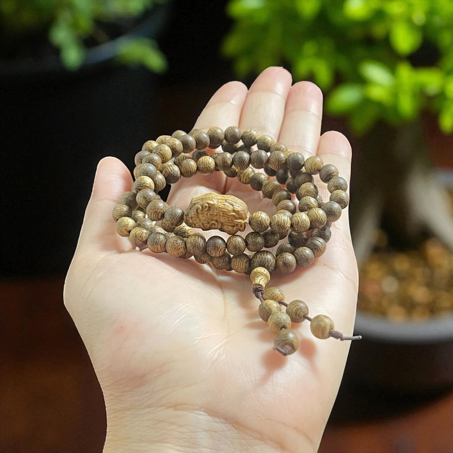 Chuỗi Hạt Tròn 6mm Mix Charm Trầm Hương Tỳ Hưu Qnth321 Cao Cấp