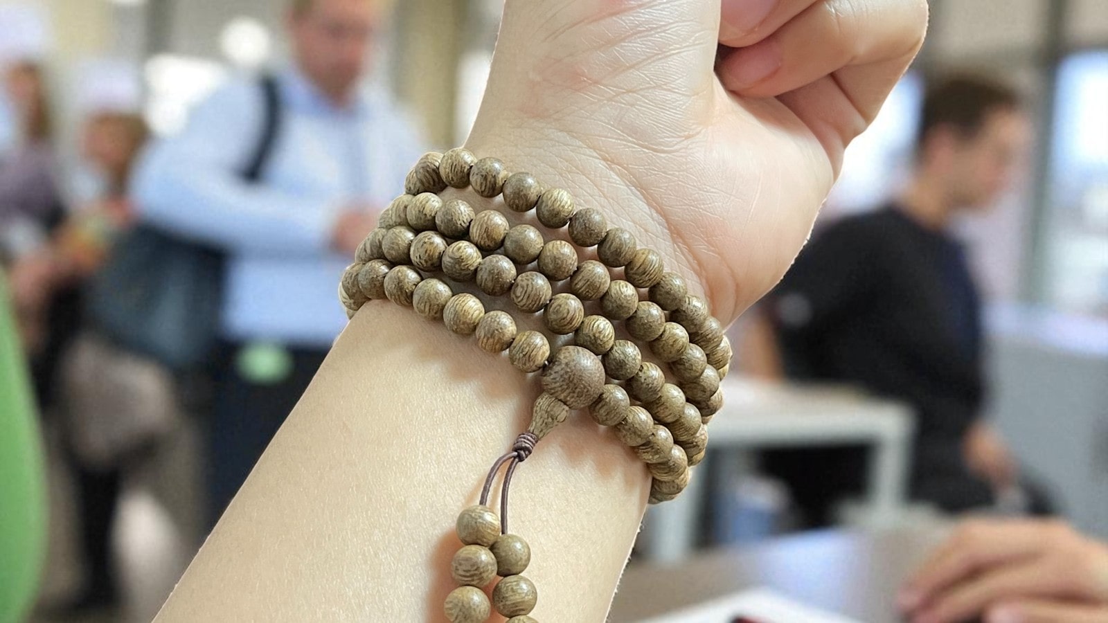 Chuỗi Hạt Tròn 6mm Trầm Banh Indo Idpt006 Cao Cấp – 108 hạt phong thủy, mùi thơm dịu nhẹ