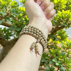 Chuỗi Hạt Tròn 6mm Trầm Hương CPC0M2 Thượng Hạng – 108 hạt, hương ngọt sâu Campuchia