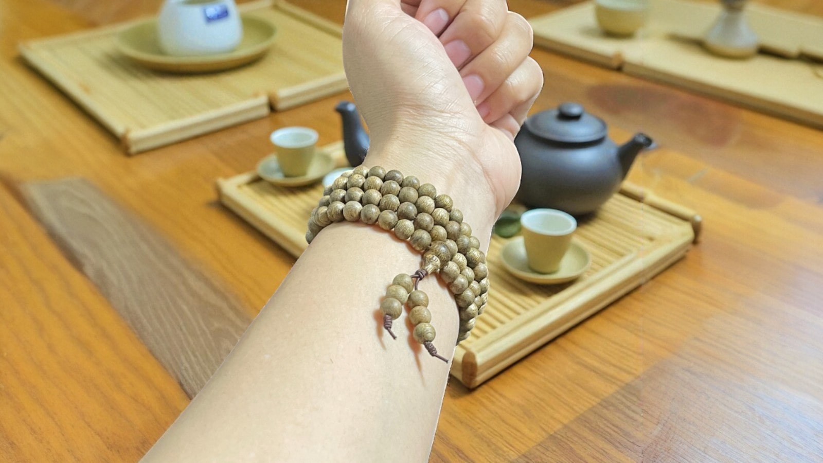 Chuỗi Hạt Tròn 6mm Trầm Hương CPC0M2 Thượng Hạng – 108 hạt, hương ngọt sâu Campuchia