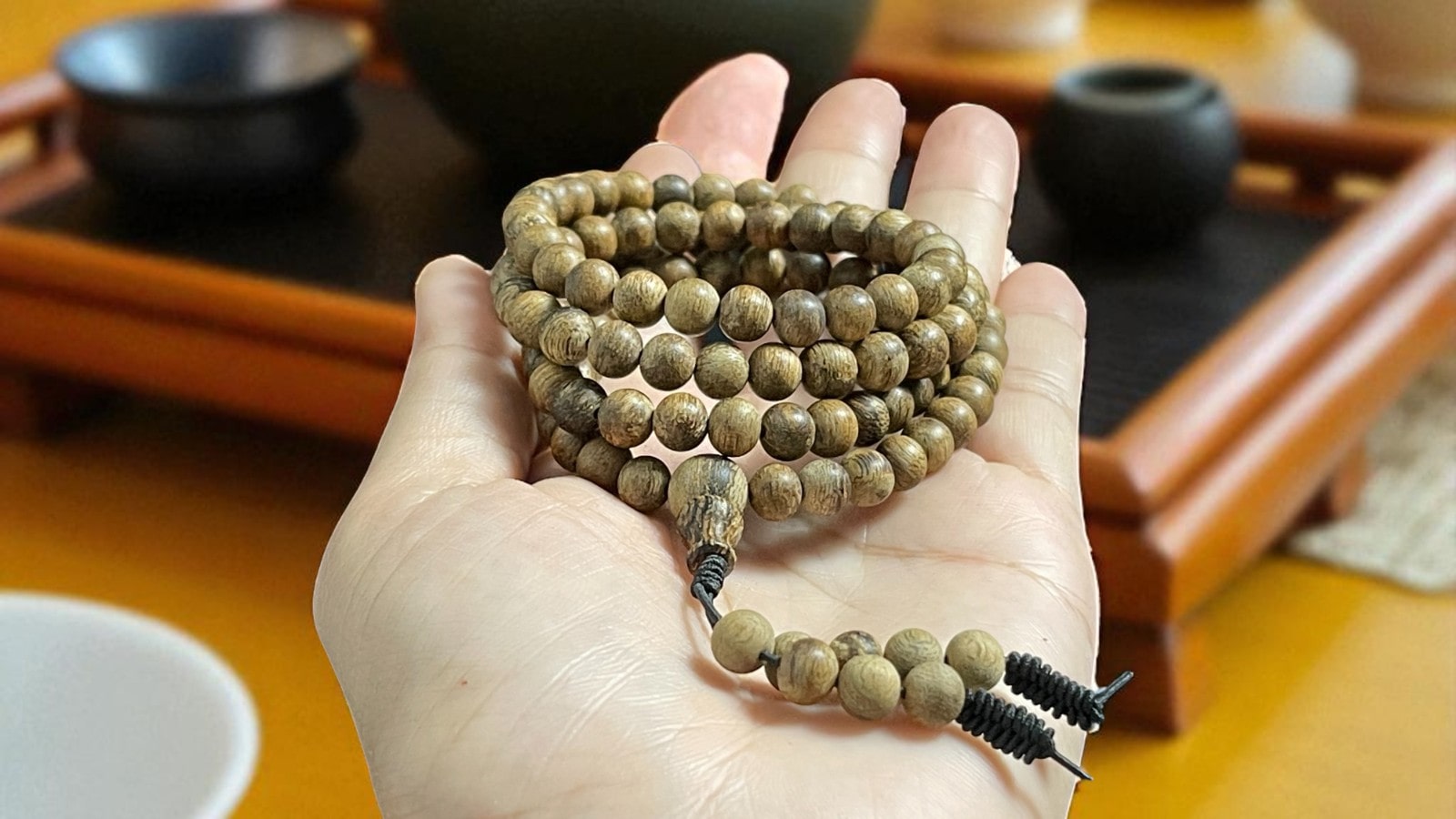 Chuỗi Hạt Tròn 6mm Trầm Hương Tự Nhiên IDDBM51 Đặc Biệt – 108 hạt trầm Indonesia tinh dầu cao, độc bản phong thủy