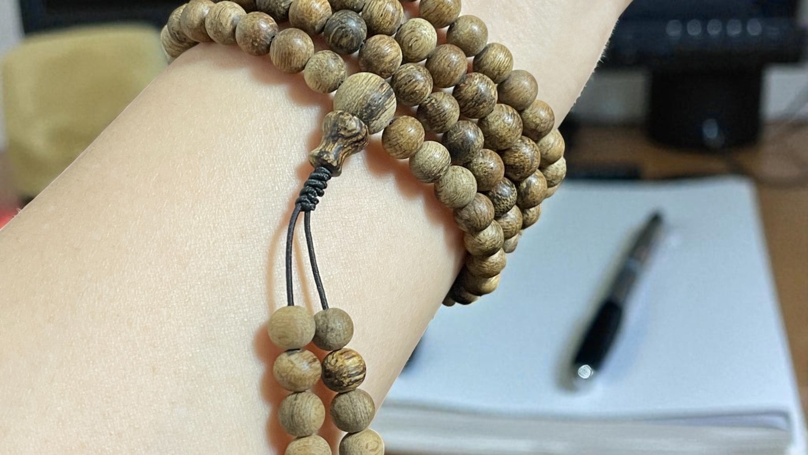 Chuỗi Hạt Tròn 6mm Trầm Hương Tự Nhiên IDDBM51 Đặc Biệt – 108 hạt trầm Indonesia tinh dầu cao, độc bản phong thủy