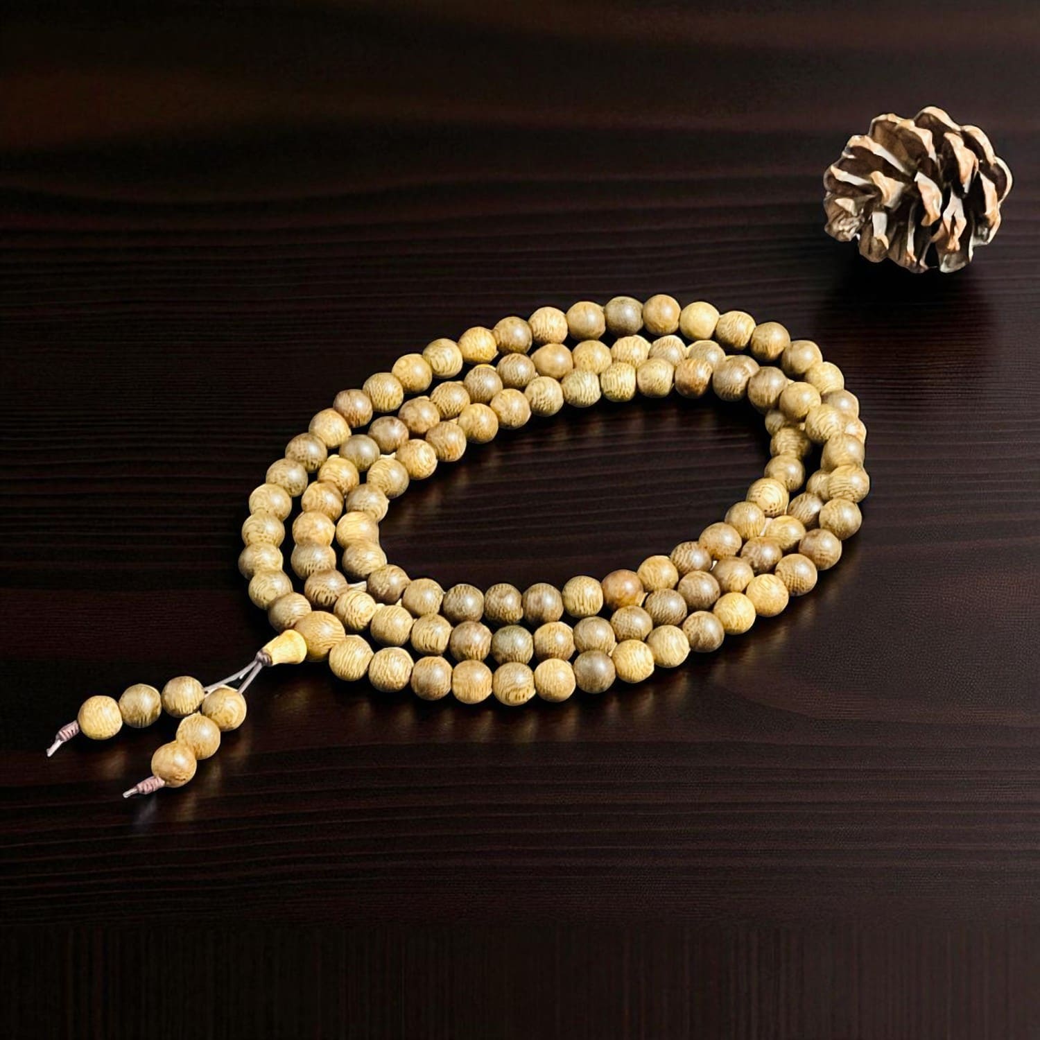 Chuỗi Hạt Tròn 8mm Trầm Hương Qnkm931 Cao Cấp