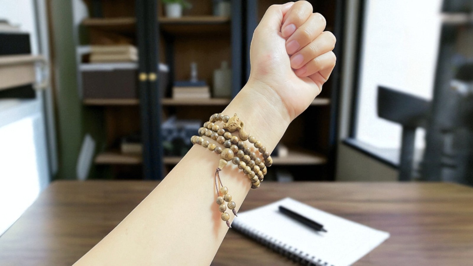 Chuỗi Hạt Tròn Mix Charm Trầm Hương Hồ Ly Qnhn321 Cao Cấp – vòng trầm hương phong thủy nhân duyên