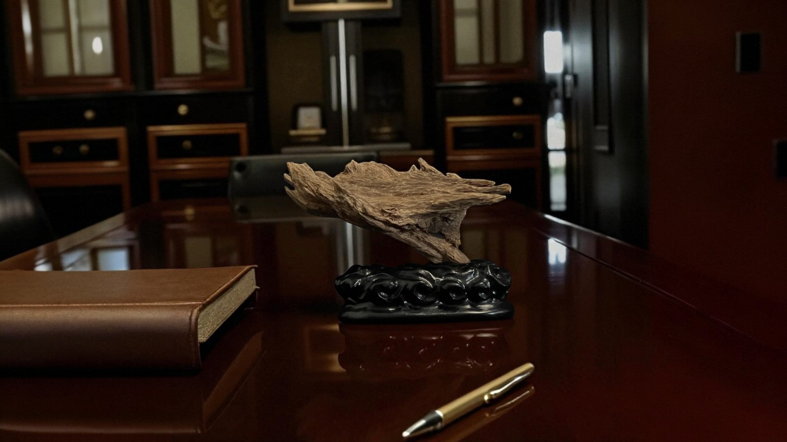 Bonsai Trầm Cảnh Tự Nhiên Hải Vân Phi Tước Tpqnm02 Cao Cấp – Hương Trầm Đất Quảng | Natural Agarwood Bonsai “Hai Van Phi Tuoc” Premium