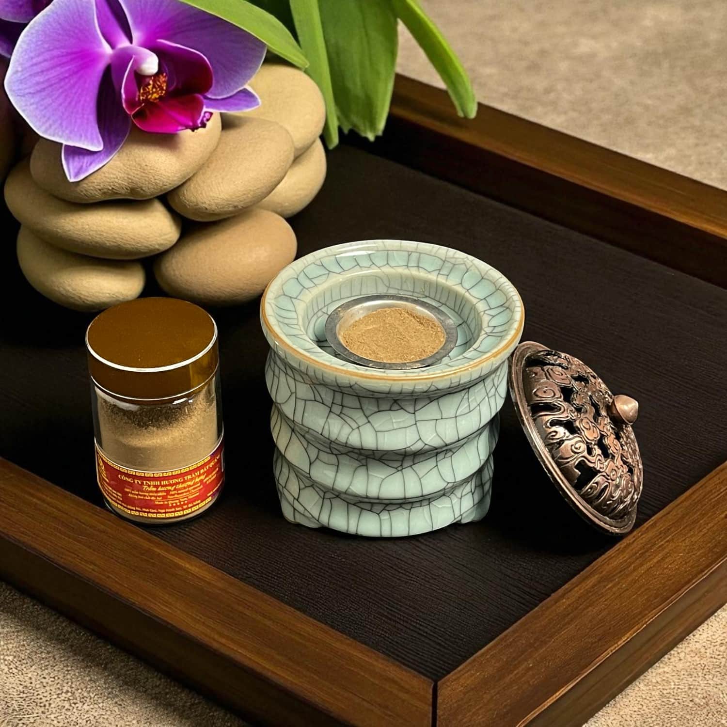 bot-tram-huong-xong-nha-ket-hop-tau-dien-htr20m8-thuong-hang-02.jpg Bột Trầm Hương Xông Nhà Htr20m8 Thượng Hạng – Premium Agarwood Powder Htr20m8