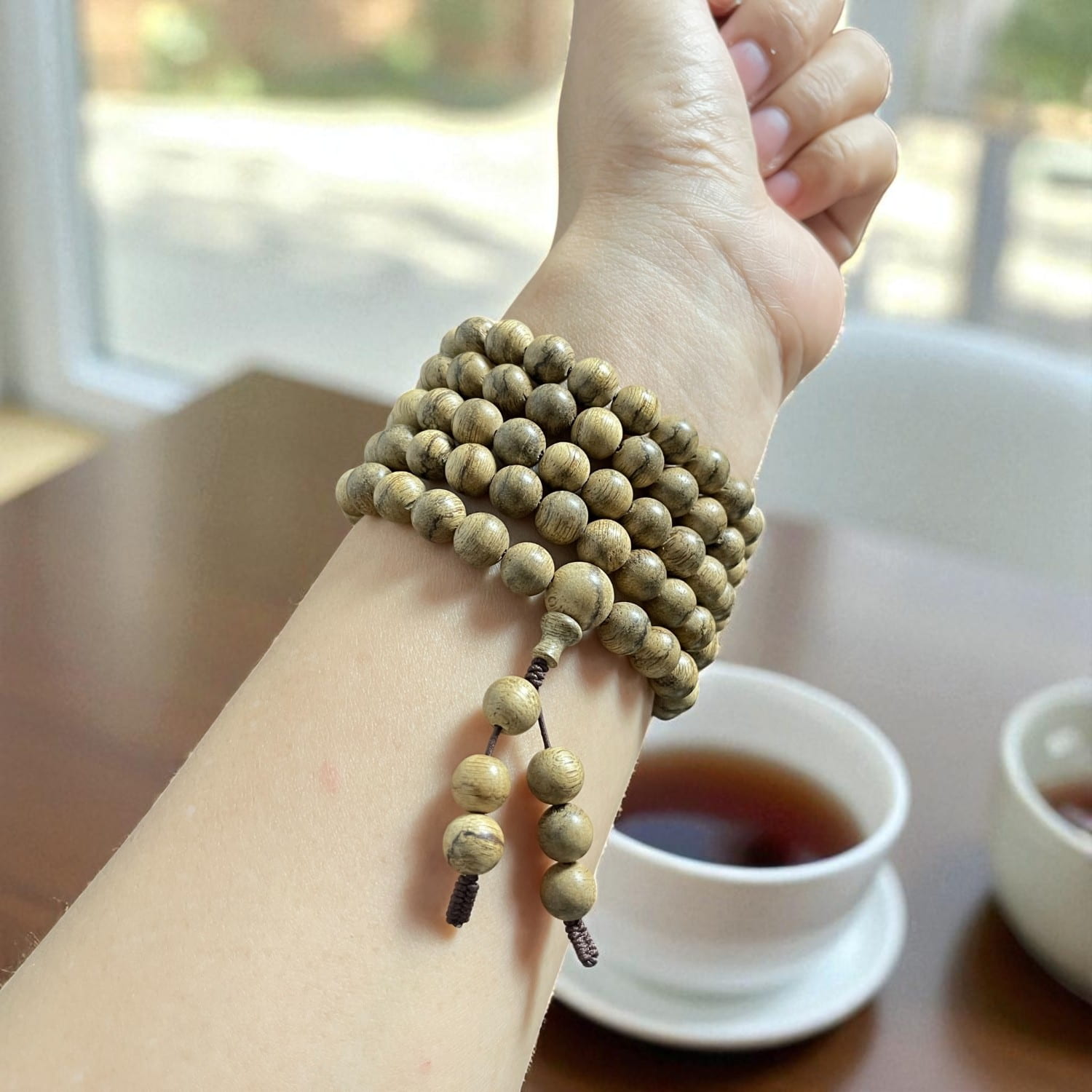 Chuỗi Hạt Tròn 8mm Trầm Hương Kalimantan KLID0M2 Thượng Hạng Chuỗi Hạt Tròn 8mm Trầm Hương Kalimantan KLID0M2 Thượng Hạng – 108 hạt vân xoáy hoa, hương ngọt ấm, quà tặng phong thủy cao cấp