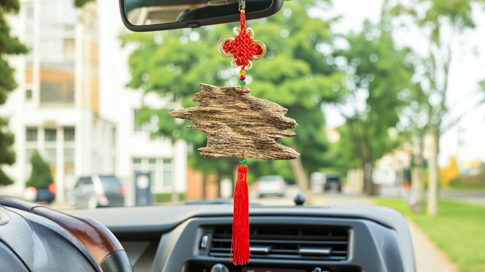 Khánh Treo Trầm Hương Tự Nhiên Xe Ô Tô Đa Quy Cách Thượng Hạng 24gr