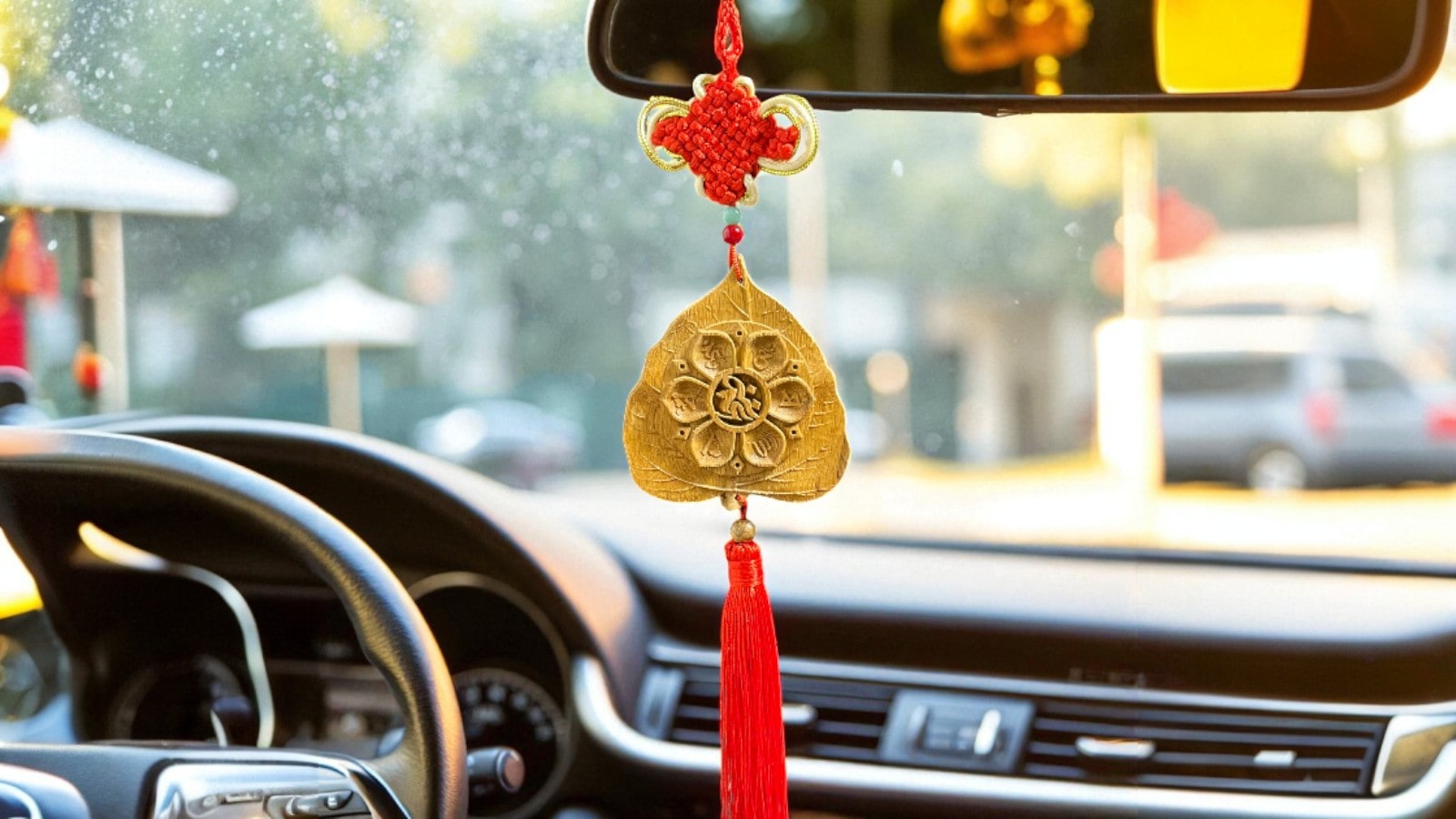 Khánh Treo Trầm Hương Cá Chép Xe Ô Tô – Biểu Tượng May Mắn, Thành Công