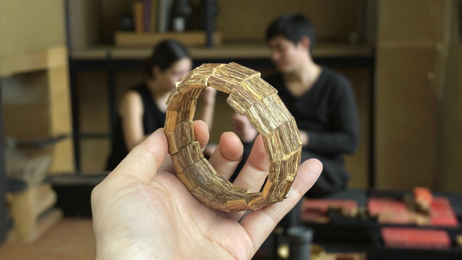 Lắc Tay Trầm Hương Bì Lào Bla058 Cao Cấp – Trang sức phong thủy tự nhiên, độc bản dành cho nam giới