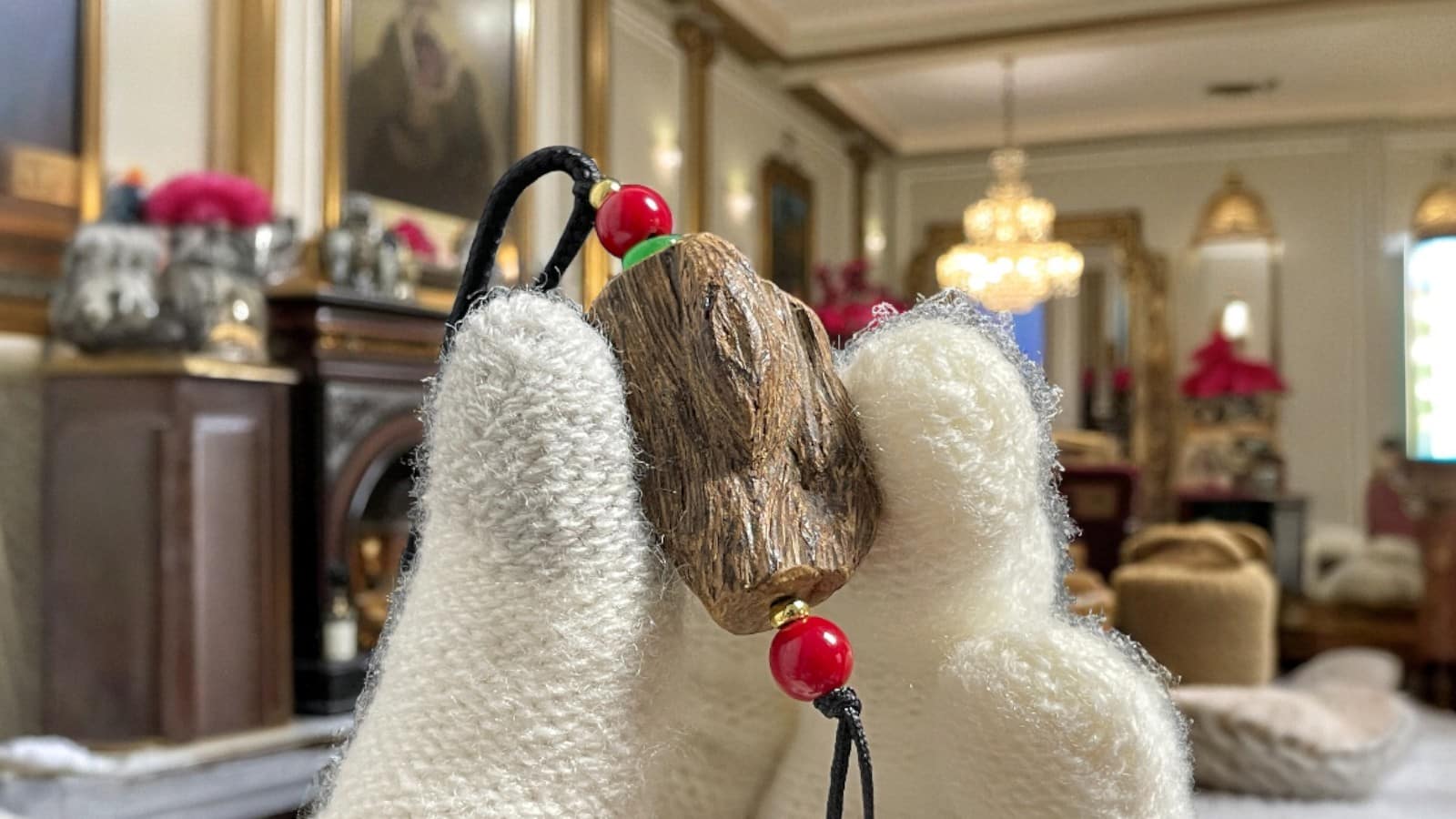 Mặt Trầm Hương Chìm Nước Tự Nhiên Mcbrm31 Đặc Biệt – Hương Trầm Đất Quảng | Natural Sinking Agarwood Pendant Mcbrm31 – Dat Quang Agar