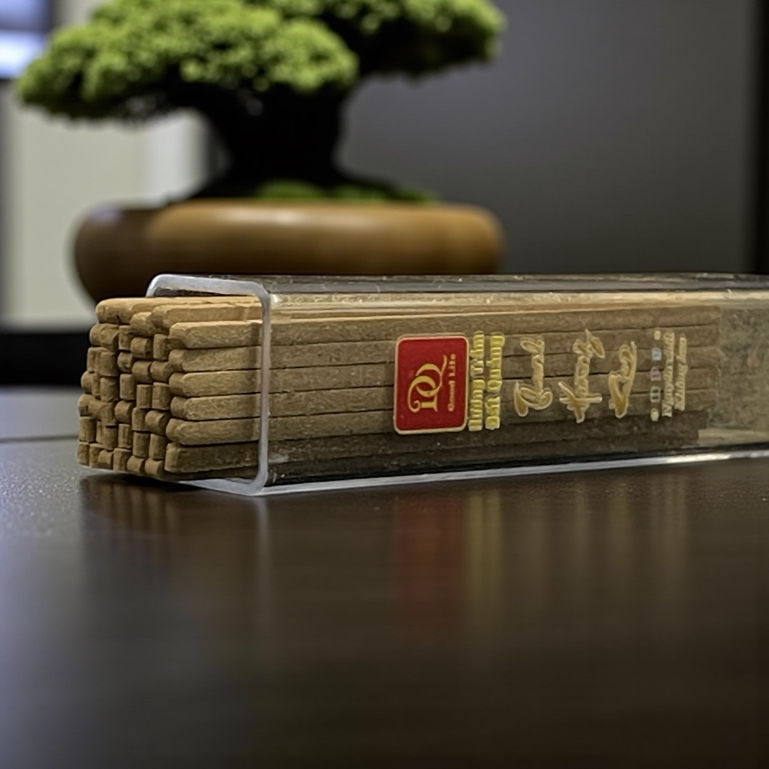 Thanh Trầm Hoàn Kim Qnr2006 Cao Cấp Đất Quảng