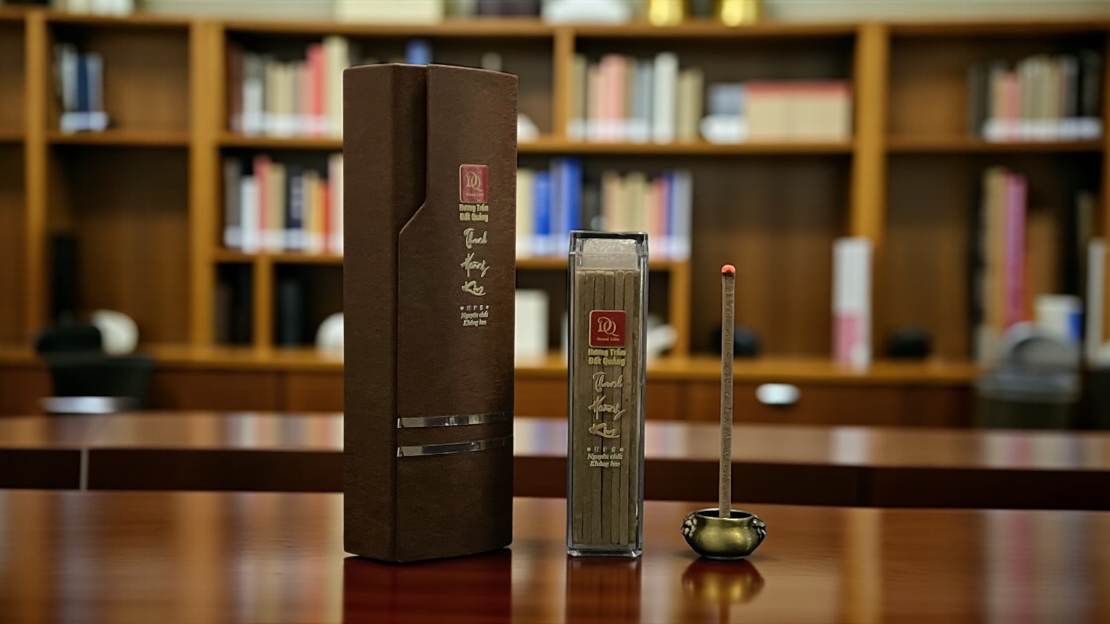 Thanh Trầm Hoàn Kim Qnr2006 Cao Cấp – Natural Agarwood Incense