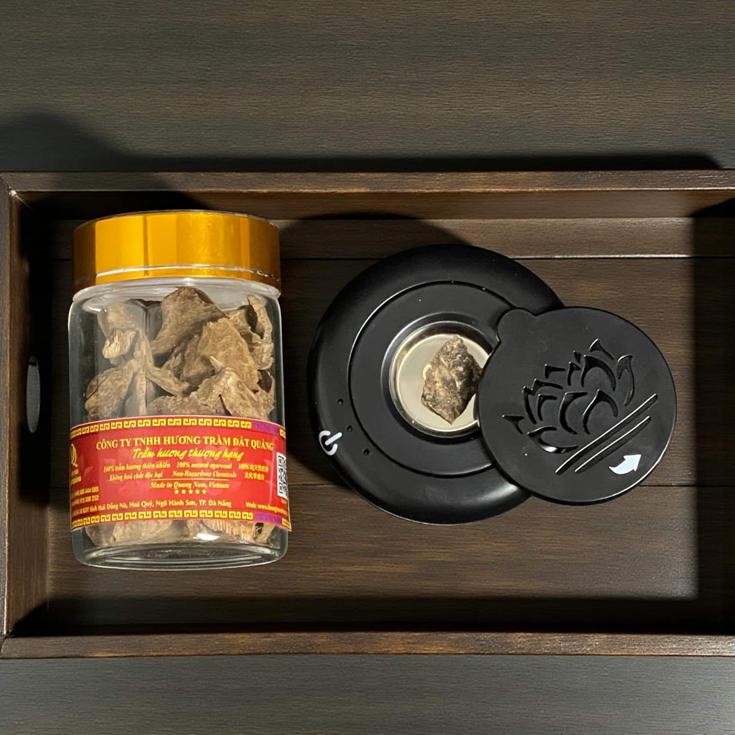 tram-huong-mieng-dung-o-to- vsht0m8-thuong-hang-05-jpg Trầm Hương Miếng Vsht0m8 Thượng Hạng Xông Xe Ô Tô (Combo 15gr)