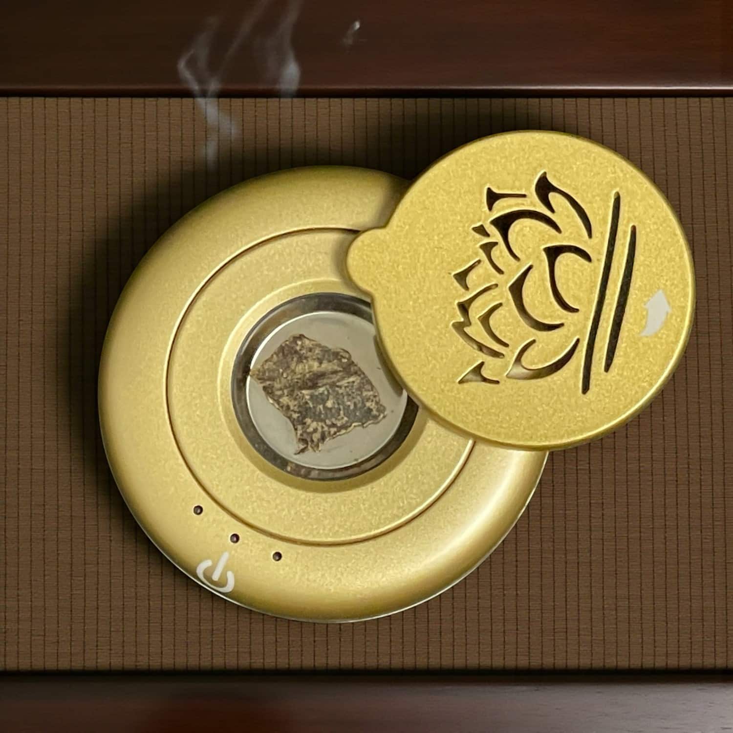 tram-huong-mieng-dung-o-to- vsht0m8-thuong-hang-07-jpg