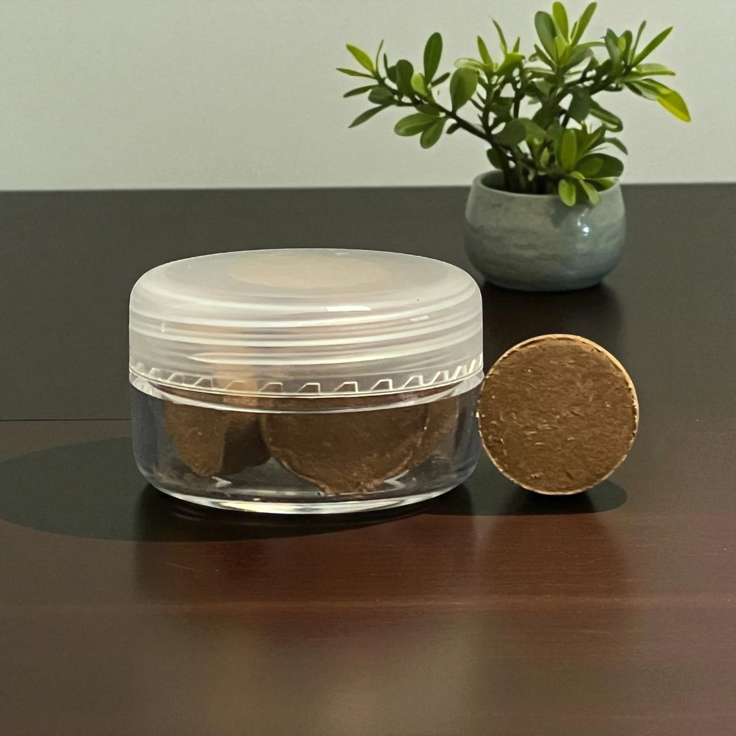 vien-nen-tram-huong-tu-nhien-dung-cho-o-to-nvr3m08-dac-biet-04-jpg